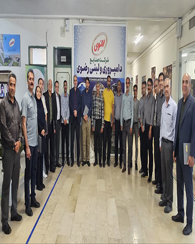 تجلیل از پیشکسوتان صنعت دامپروری و لبنی رضوی